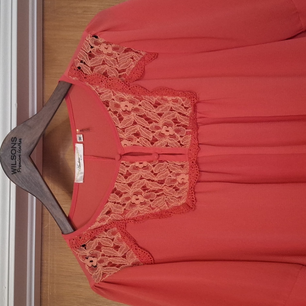 Coral Bell Sleeve & Lace Top - Picture 2 of 5